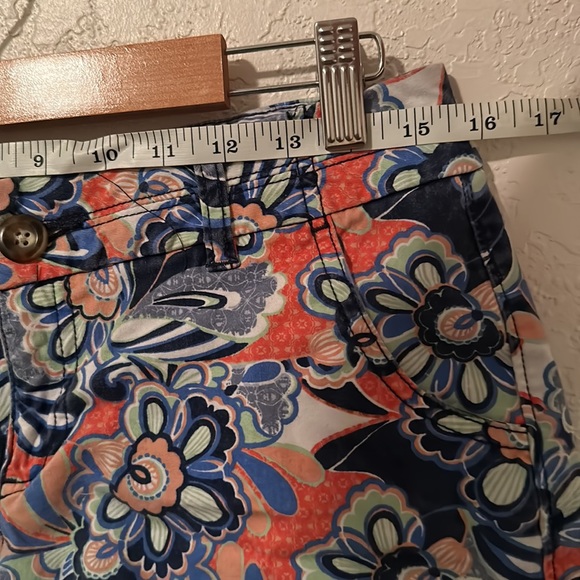 EUC Red Camel floral shorts size 7 juniors - Picture 2 of 8